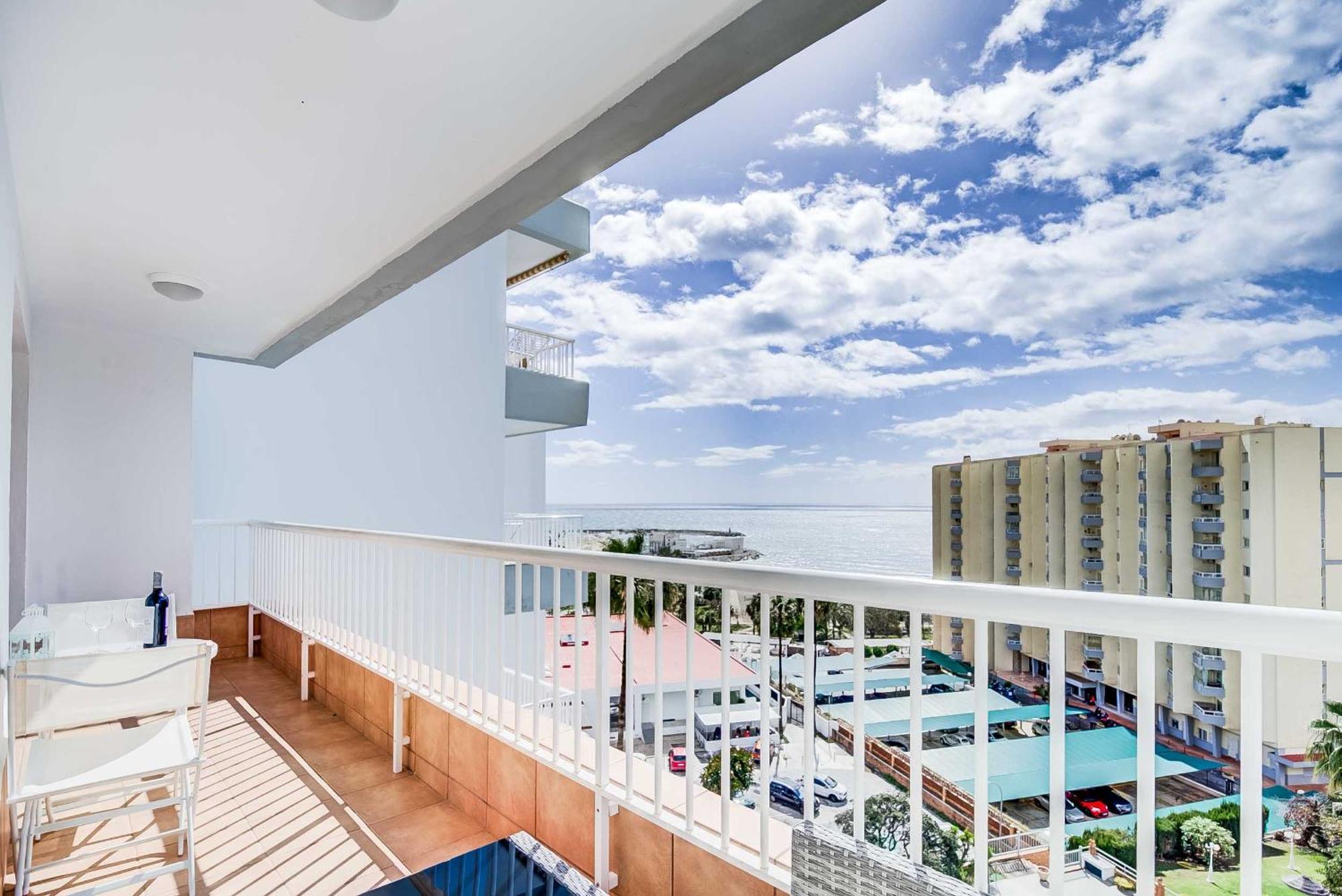 Puerto Marina, Apartamento Frente Al Mar Benalmádena Exterior photo