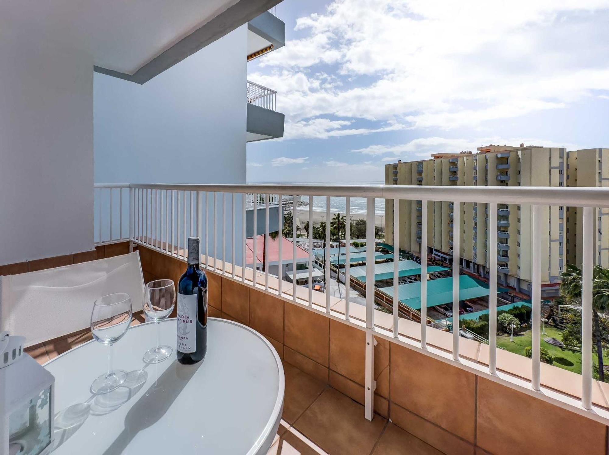 Puerto Marina, Apartamento Frente Al Mar Benalmádena Exterior photo