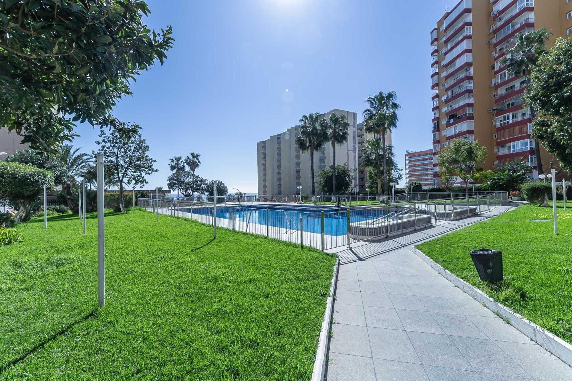 Puerto Marina, Apartamento Frente Al Mar Benalmádena Exterior photo