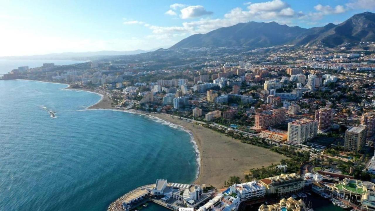 Puerto Marina, Apartamento Frente Al Mar Benalmádena Exterior photo